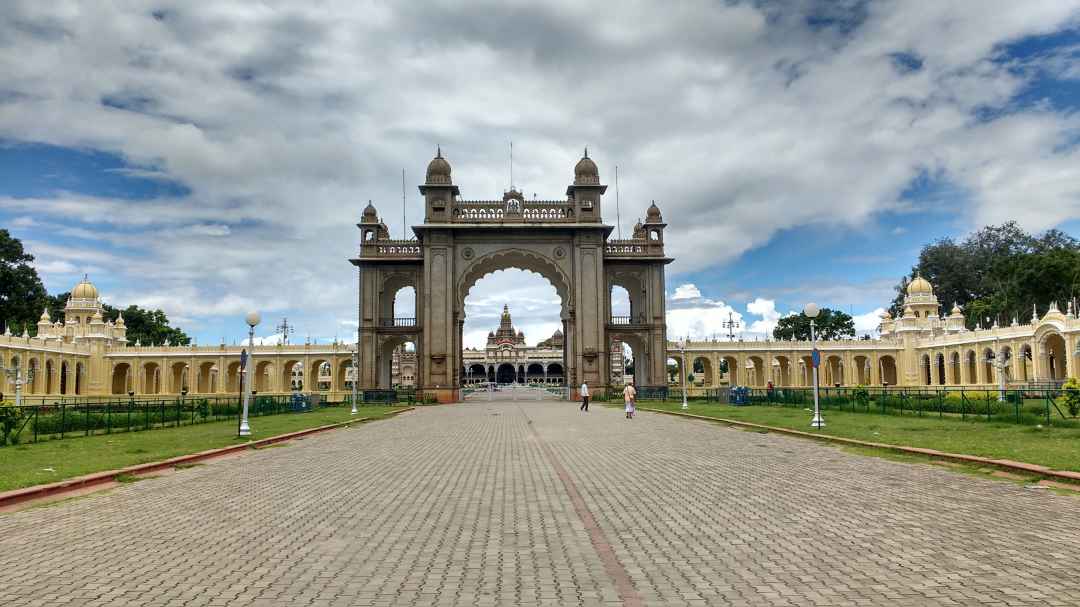 One Day Mysore Local Sightseeing Trip by Car