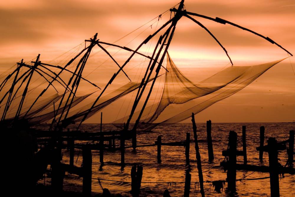 chinese fishing nets puthuvype beach Chinese fishing nets Cheenavala (June 2026)  Timings,Tickets,reviews,Tips,Contact number| ExploreBees