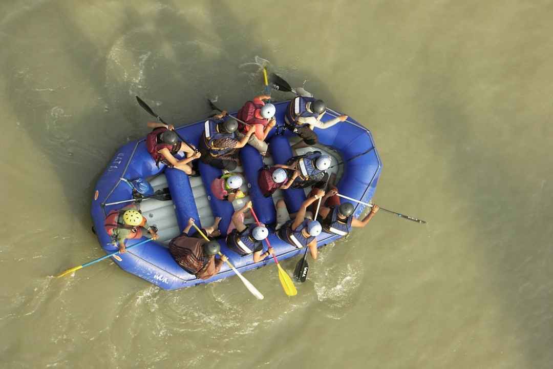 Rafting in the gushing waters of Zanskar river