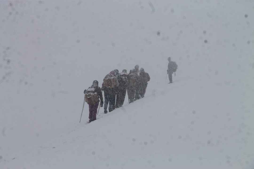 Sar Pass Trek