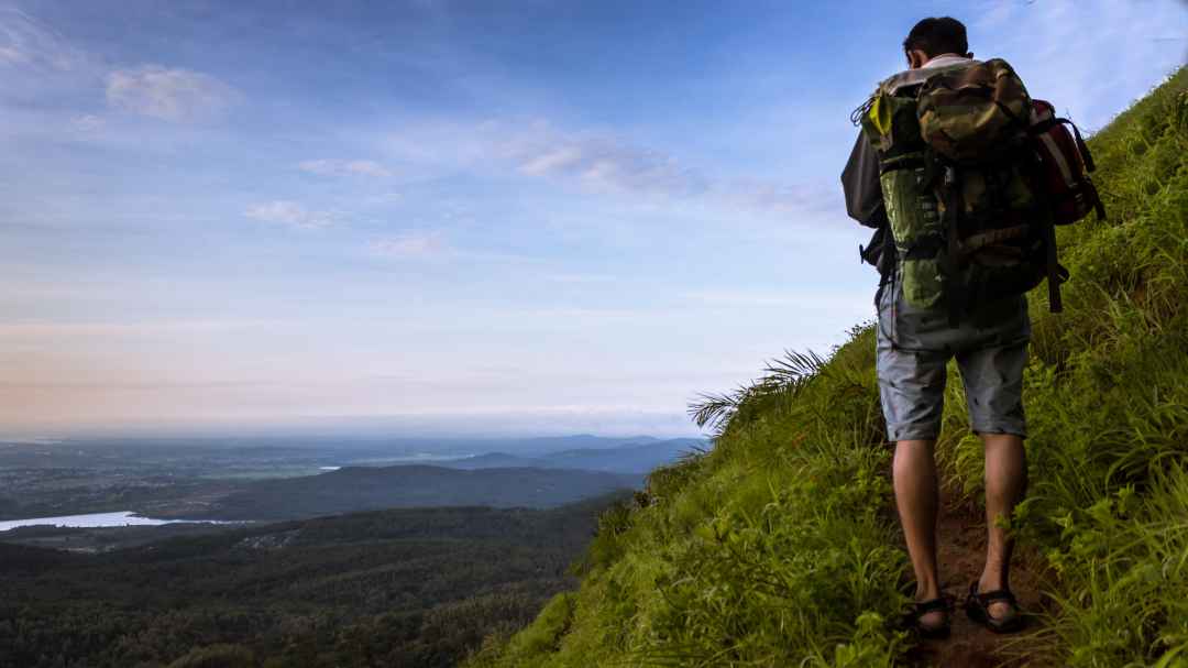 Trekking to Elephant Beach with Guide