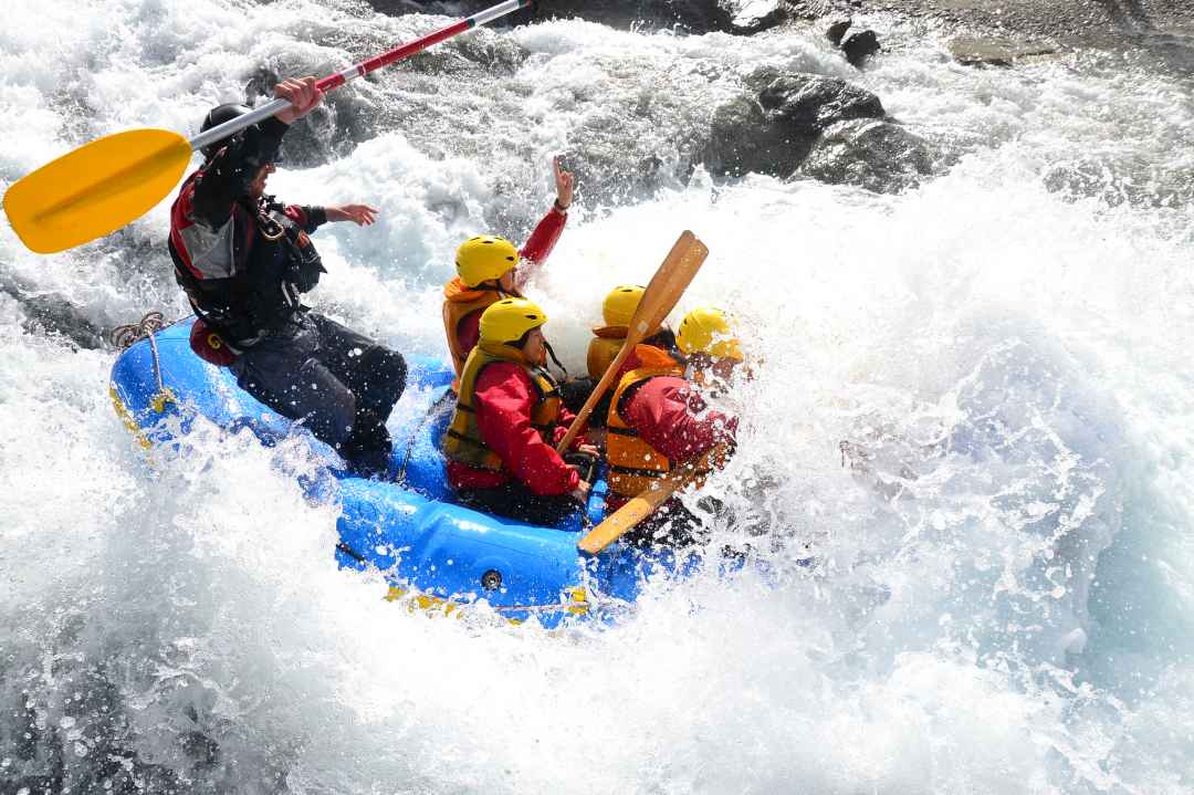 White water rafting in Kullu manali