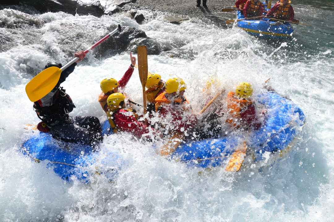 White water rafting in Kullu manali