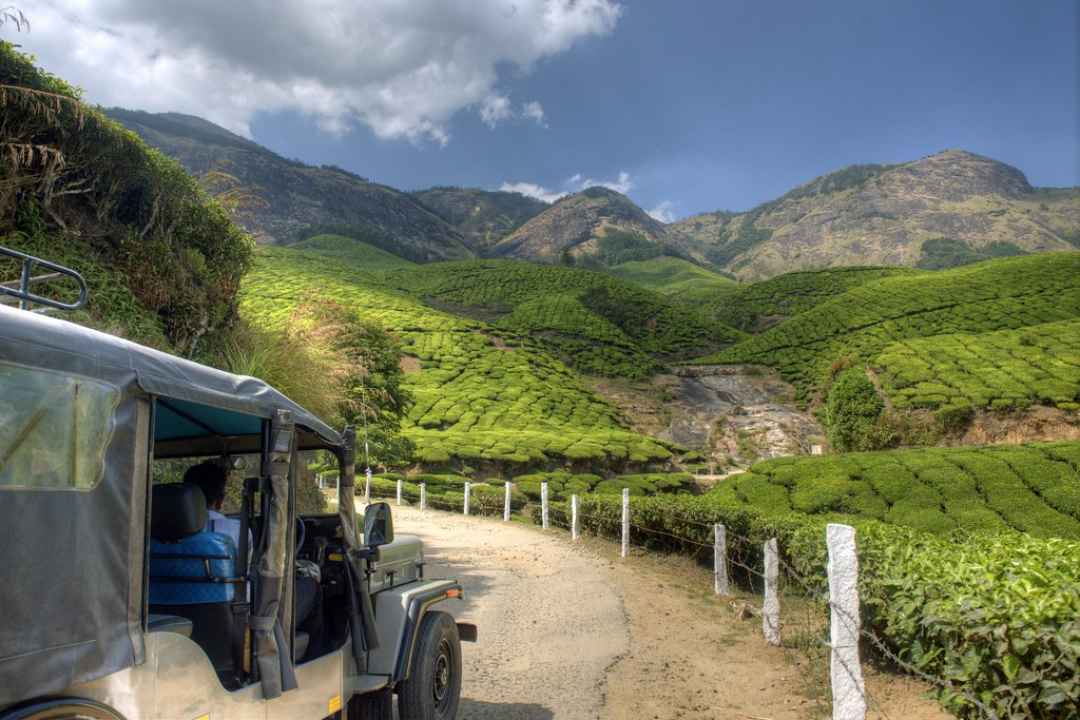 kolukkumalai sunrise jeep safari