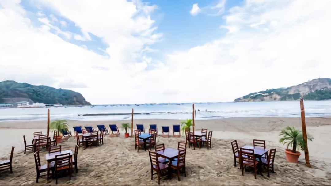 Romantic Beach Side Candle Light Dinner With Wine and Cake