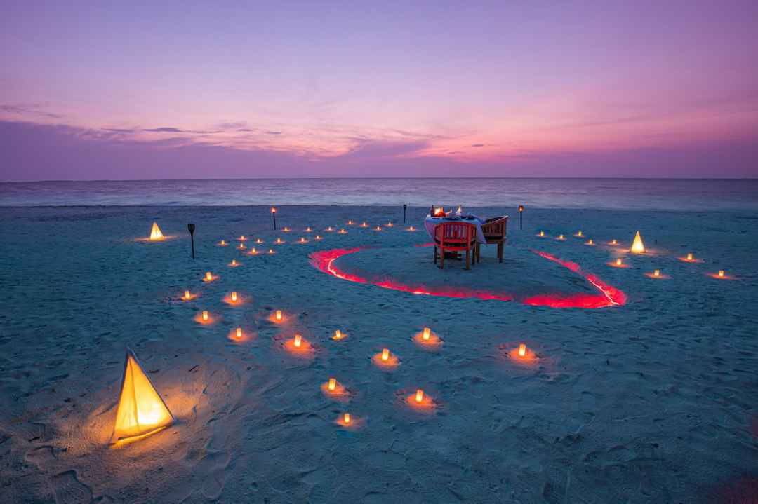 candle light dinner in goa beach