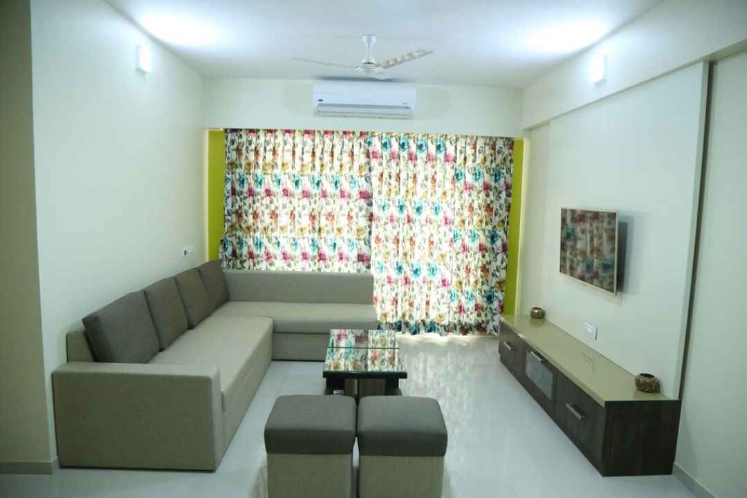 3 BHK Fully Furnished Service apartment for 6 Packs