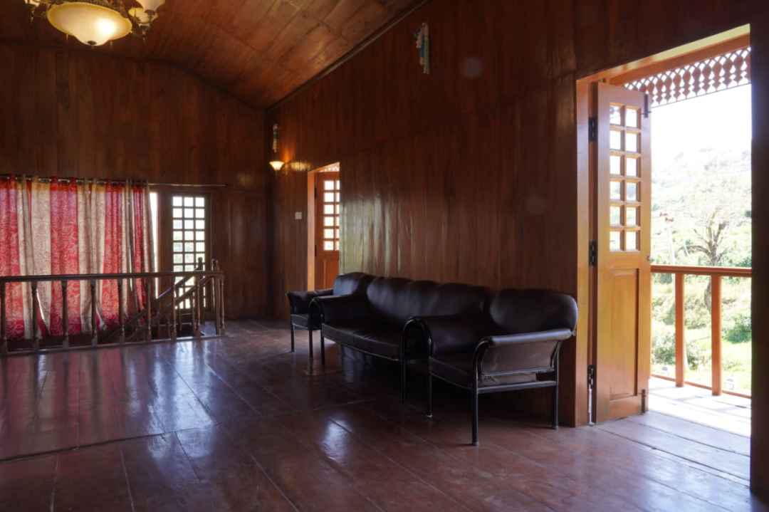 Kee2 wood House