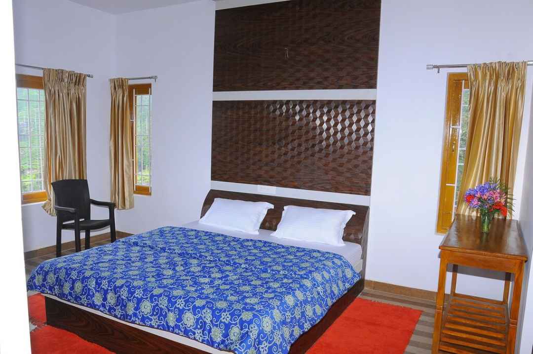 lavish bungalow in Munnar