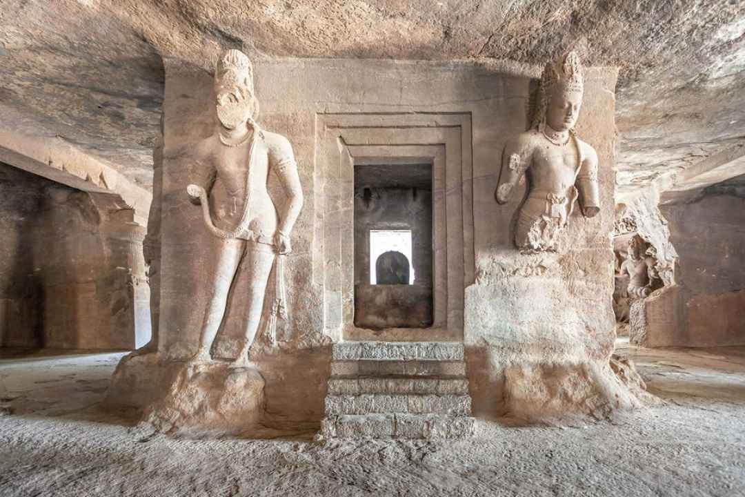 Elephanta Caves Private Half-Day Tour from Mumbai