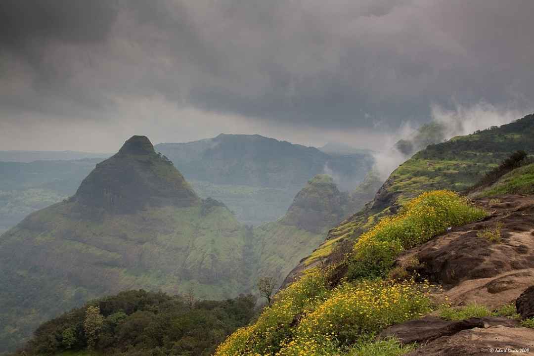 Lonavala Private Sightseeing Trip from Mumbai