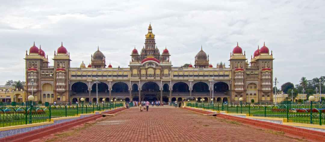 Mysuru in a Nutshell Tuktuk Tour